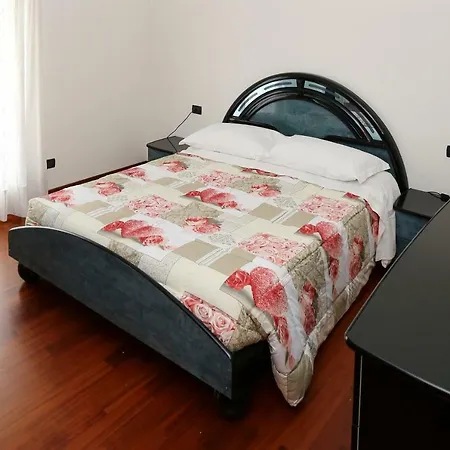 Round Venice 马格拉