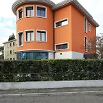 Round Venice 度假居 马格拉