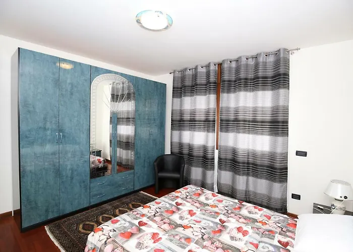 Semesterbostad Round Venice